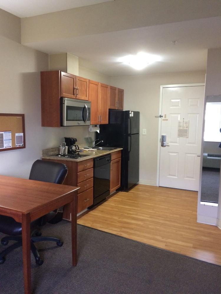 Candlewood Suites Jacksonville By Ihg Exterior foto