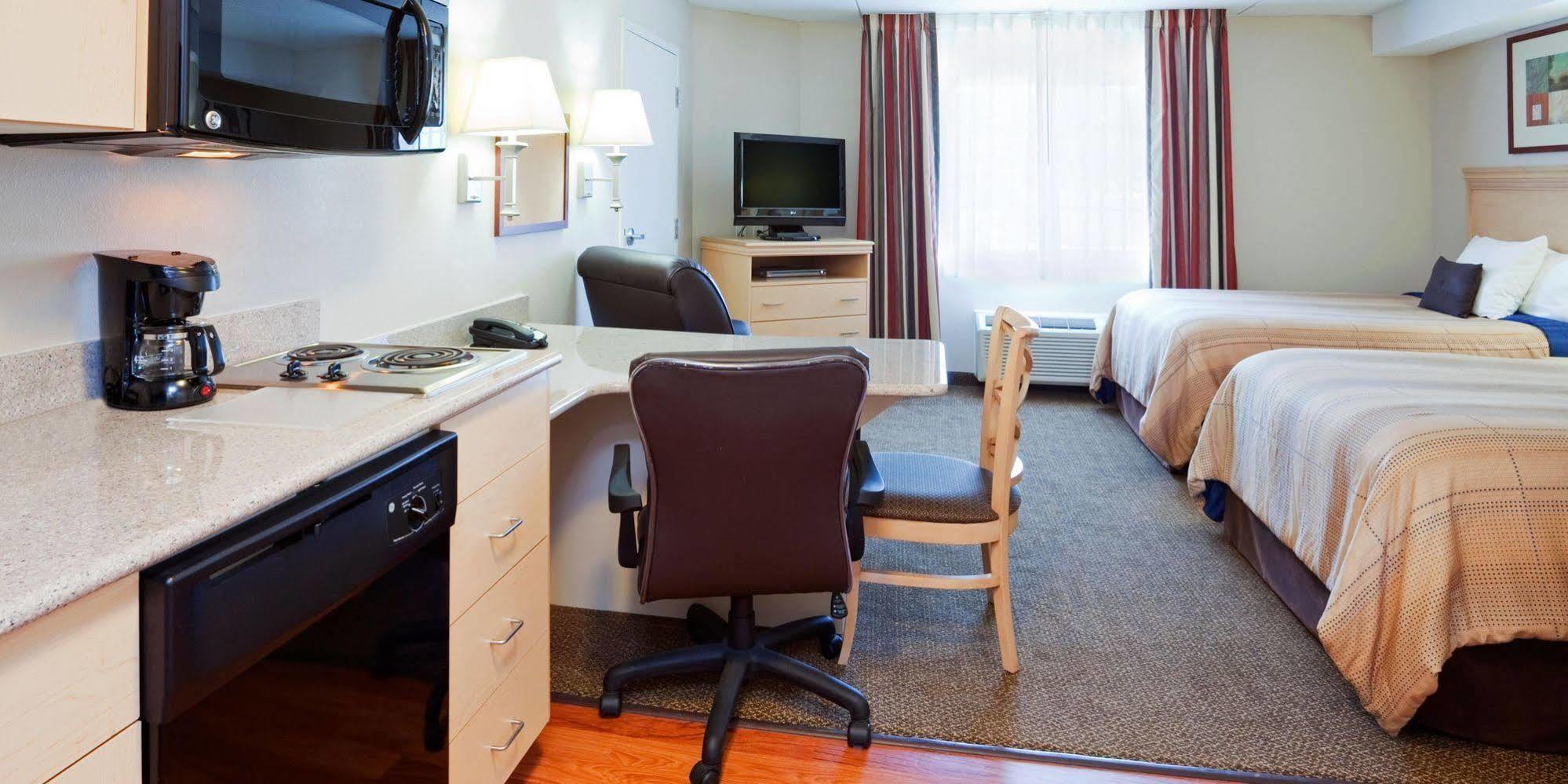 Candlewood Suites Jacksonville By Ihg Exterior foto